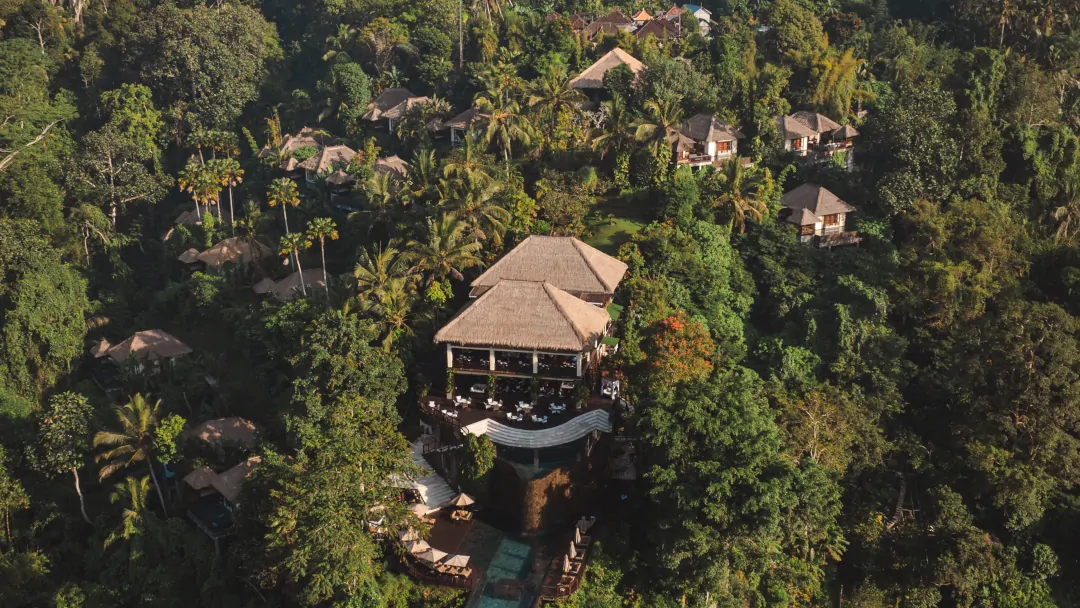 Hanging Gardens of Bali destination hotel luxury resort Ubud