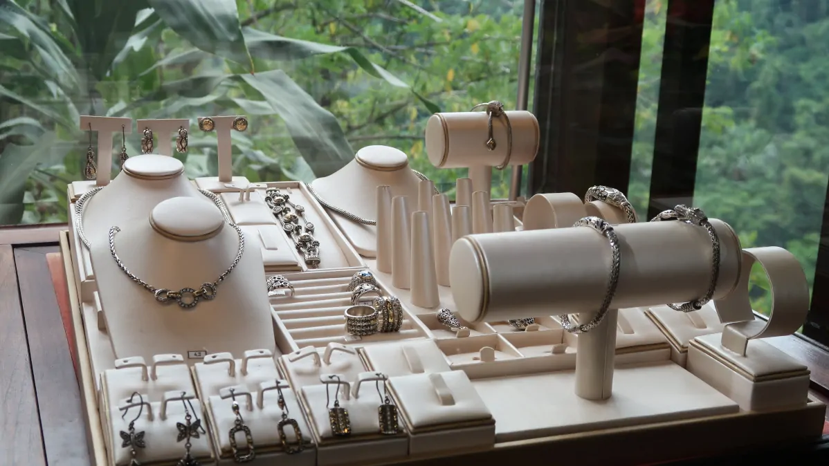 Why Luxury Jewellery and Bali's Most Iconic Resort Are a Natural Pairing